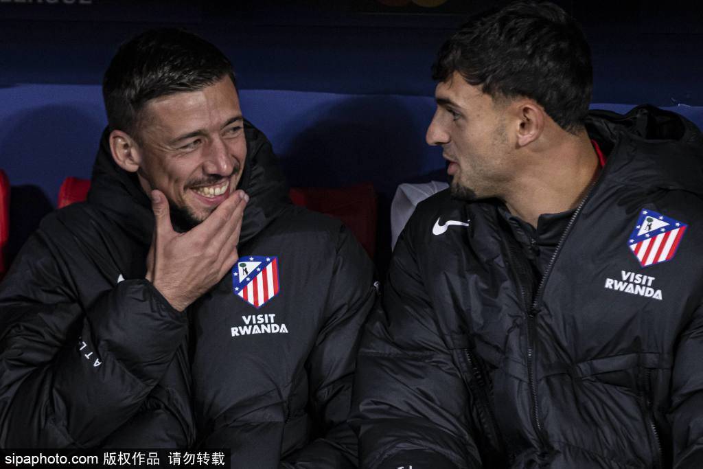 零封神组合！维维安+帕雷德斯让竞技防线固若金汤，连续两场零失球创佳绩